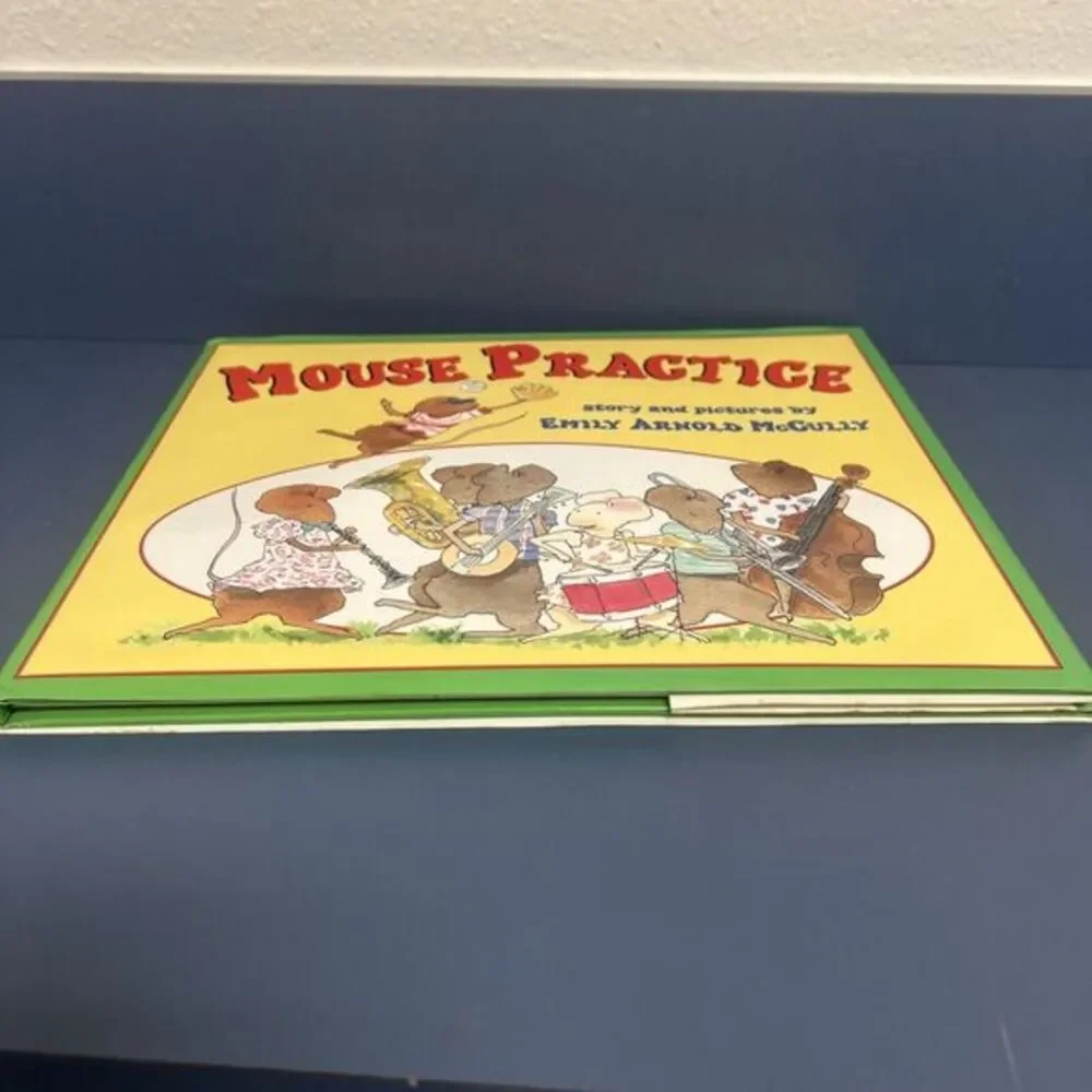 MOUSE PRACTICE By Emily Arnold Mccully - Hardcover *mint Condition* 1999 Rare‎